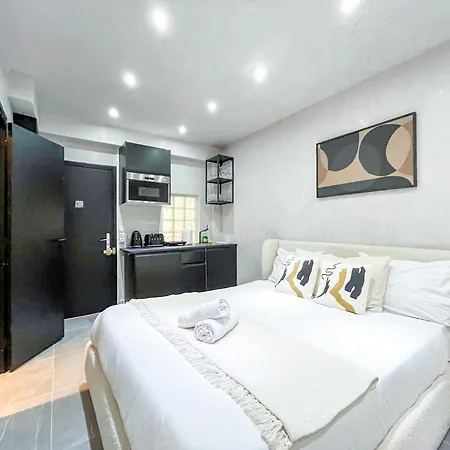 Urban Flat 11 - Next To Champs-elysees *